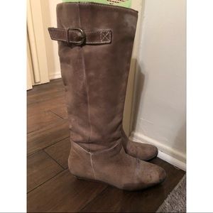 MOVING SALE Steve Madden Boots
